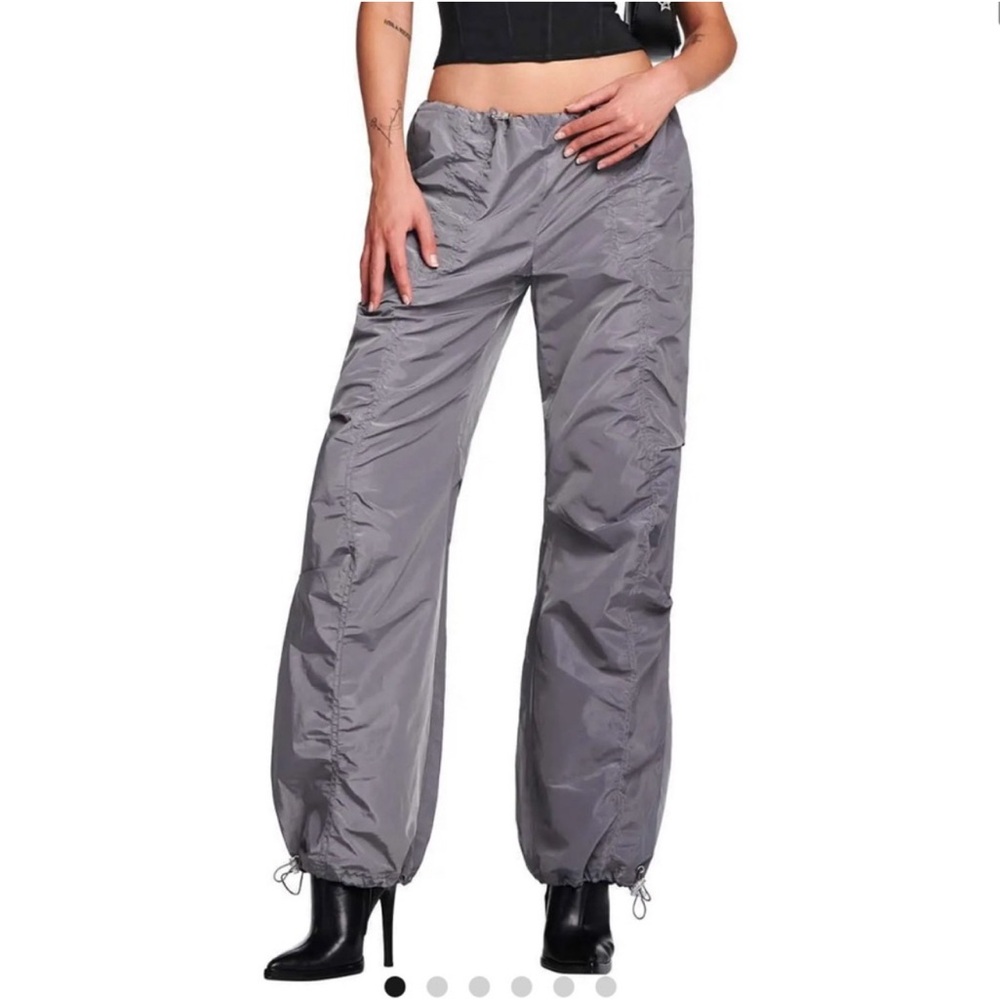 I am gia pants